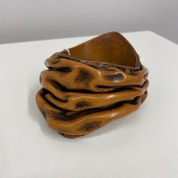 Mark Giusti Leather Bracelet 3-D Sculpted NWT - Picture 4 of 6